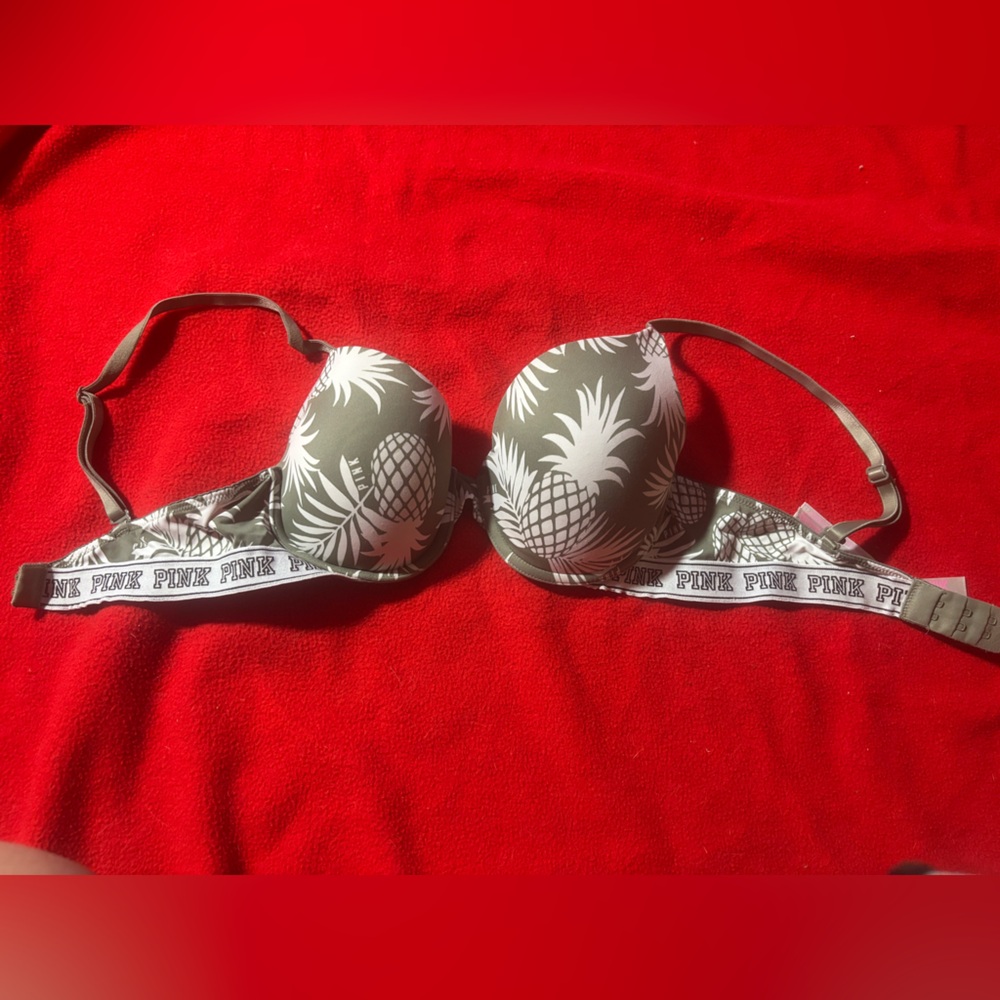 PINK push-up bra
